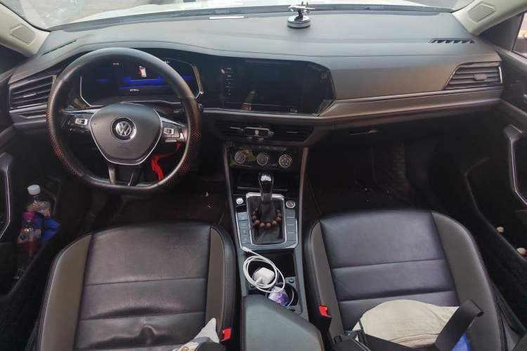 Used Volkswagen Sagitar 2021 280TSI DSG Excellence Edition Center Console