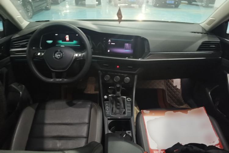 Used Volkswagen Sagitar 2021 280TSI DSG Excellence Edition Center Console