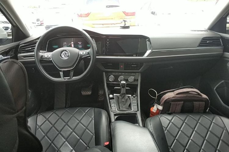 Used Volkswagen Sagitar 2021 280TSI DSG Excellence Edition Center Console