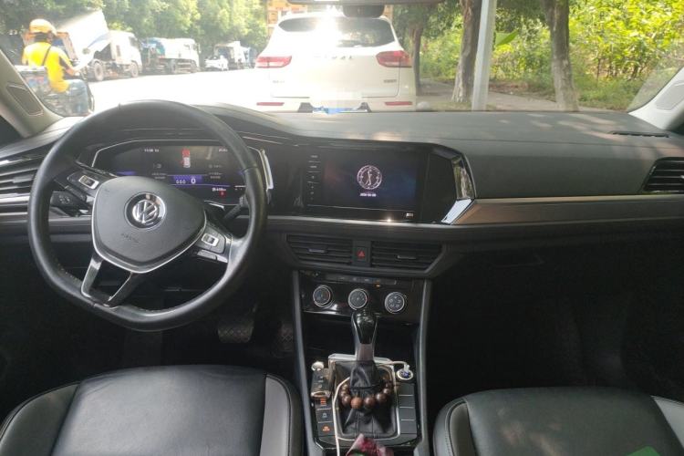 Used Volkswagen Sagitar 2021 280TSI DSG Excellence Edition Center Console
