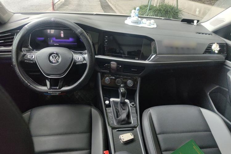 Used Volkswagen Sagitar 2021 280TSI DSG Excellence Edition Center Console