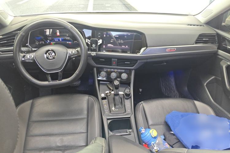 Used Volkswagen Sagitar 2021 280TSI DSG Comfort Connect Edition Center Console
