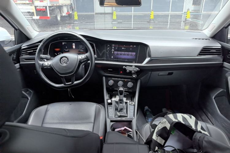 Used Volkswagen Sagitar 2021 200TSI DSG Excellence Edition Center Console