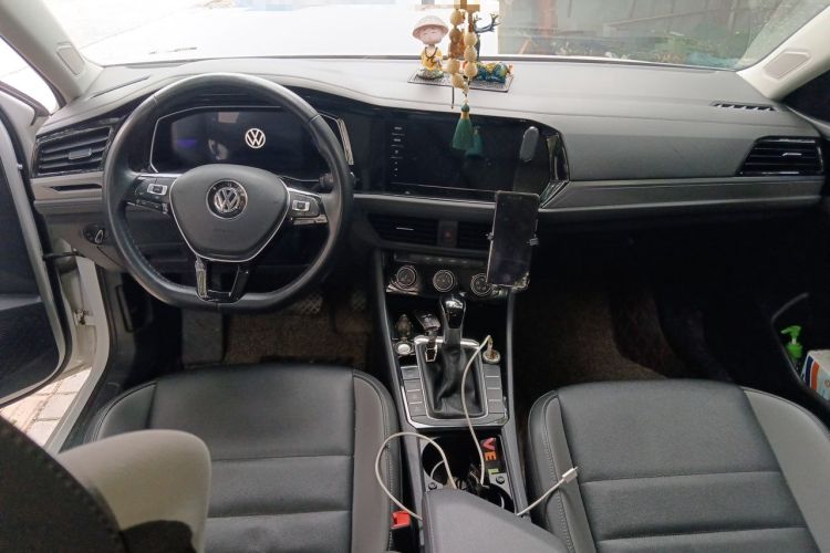 Used Volkswagen Sagitar 2021 280TSI DSG Comfort Connect Edition Center Console