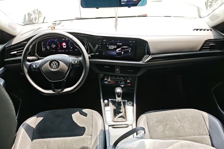 Used Volkswagen Sagitar 2021 280TSI DSG Excellence Edition Center Console