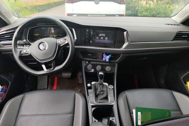 Used Volkswagen Sagitar 2021 280TSI DSG Flagship Smart Connectivity Version Center Console