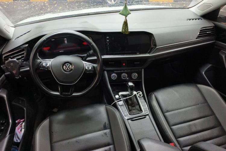 Used Volkswagen Sagitar 2021 280TSI DSG Comfort Connect Edition Center Console