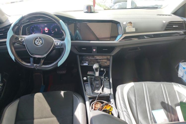 Used Volkswagen Sagitar 2021 280TSI DSG Excellence Edition Center Console