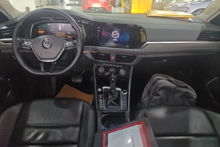 Used Volkswagen Sagitar 2021 280TSI DSG Comfort Connect Edition Center Console