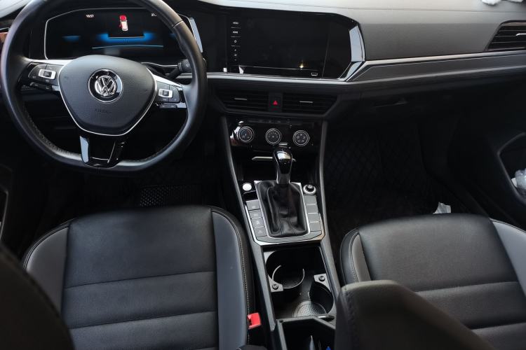 Used Volkswagen Sagitar 2021 280TSI DSG Comfort Connect Edition Center Console