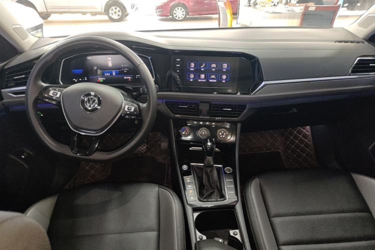 Used Volkswagen Sagitar 2021 280TSI DSG Excellence Edition Center Console