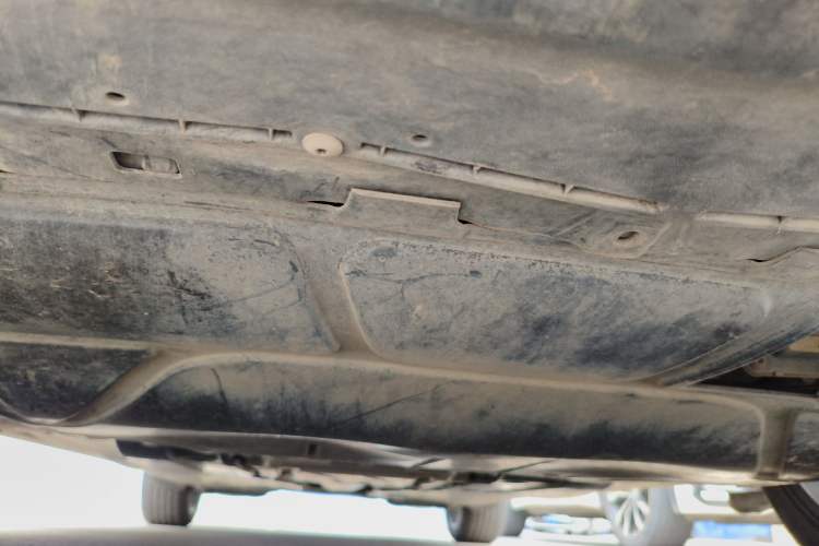 Used Volkswagen Sagitar  Chassis Front