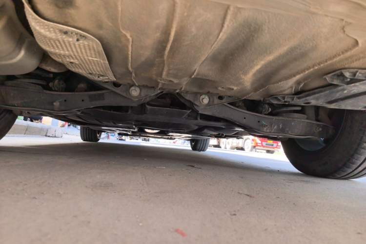 Used Volkswagen Sagitar  Chassis Rear