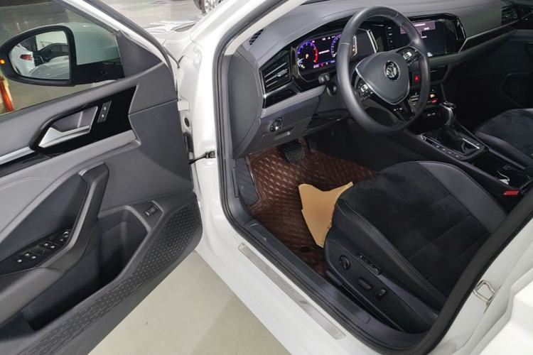 Used Volkswagen Sagitar 2021 280TSI DSG Excellence Edition Driver Seat