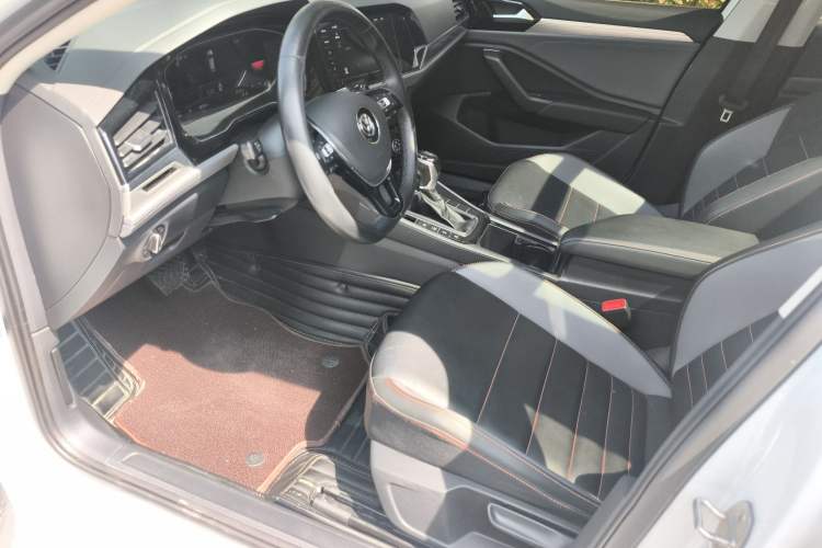Used Volkswagen Sagitar 2021 280TSI DSG 30th Anniversary Edition Driver Seat