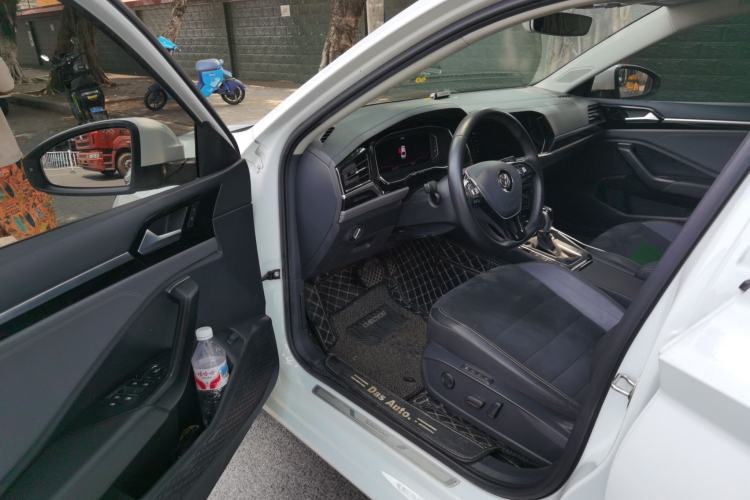 Used Volkswagen Sagitar 2021 280TSI DSG Luxury Smart Connectivity Edition Driver Seat