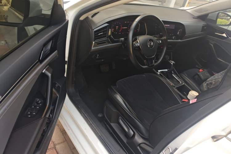 Used Volkswagen Sagitar 2021 280TSI DSG Excellence Edition Driver Seat