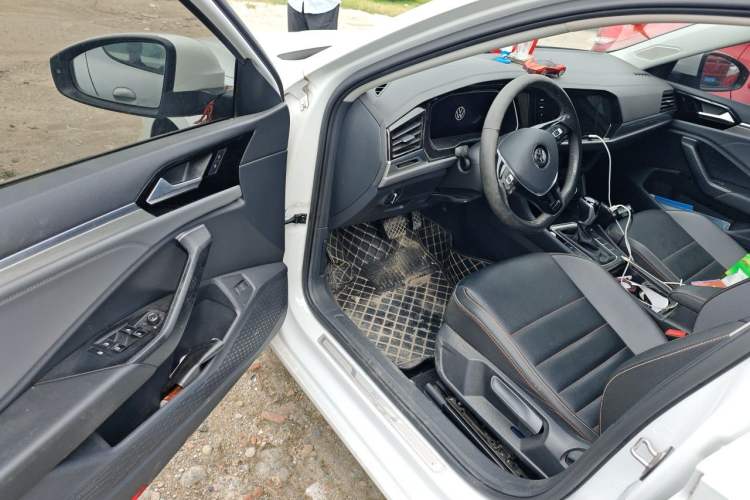 Used Volkswagen Sagitar 2021 280TSI DSG 30th Anniversary Edition Driver Seat