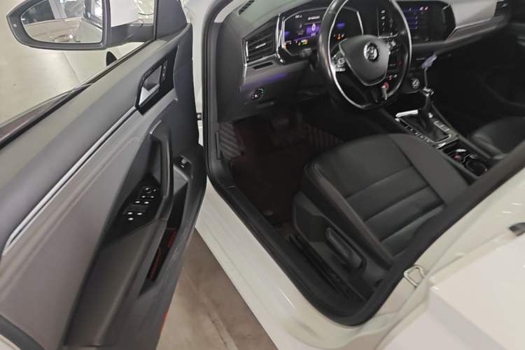 Used Volkswagen Sagitar 2021 200TSI DSG Comfort Connect Edition Driver Seat