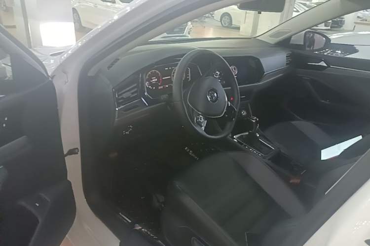 Used Volkswagen Sagitar 2021 200TSI DSG Comfort Connect Edition Driver Seat