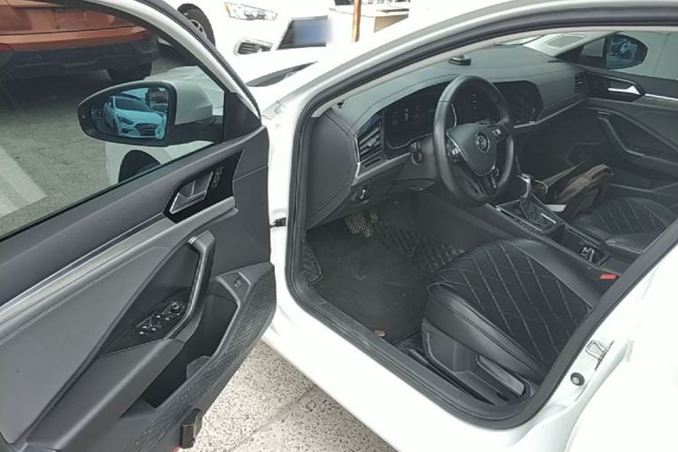 Used Volkswagen Sagitar 2021 280TSI DSG Excellence Edition Driver Seat