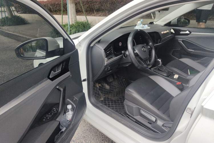 Used Volkswagen Sagitar 2021 280TSI DSG Excellence Edition Driver Seat