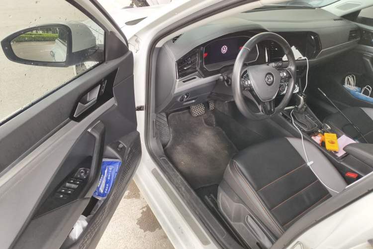 Used Volkswagen Sagitar 2021 280TSI DSG 30th Anniversary Edition Driver Seat