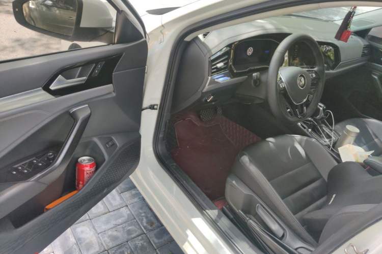 Used Volkswagen Sagitar 2021 280TSI DSG Comfort Connect Edition Driver Seat