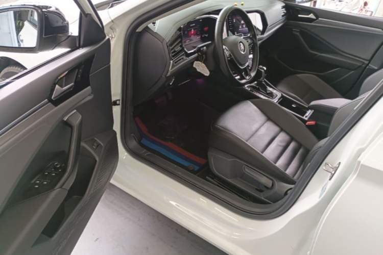 Used Volkswagen Sagitar 2021 280TSI DSG Comfort Connect Edition Driver Seat