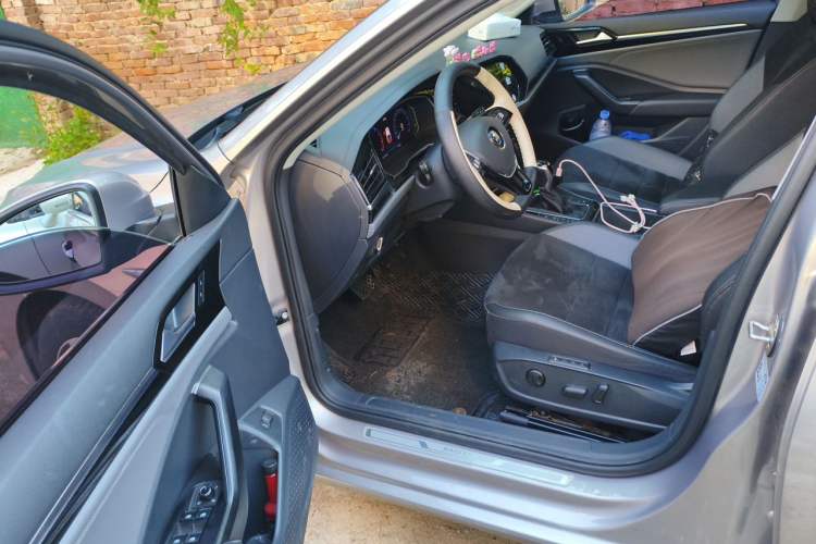 Used Volkswagen Sagitar 2021 280TSI DSG Luxury Smart Connectivity Edition Driver Seat