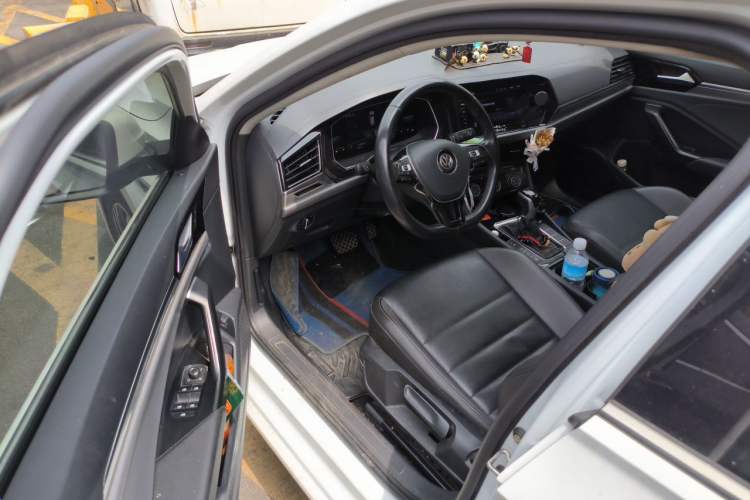 Used Volkswagen Sagitar 2021 280TSI DSG Excellence Edition Driver Seat