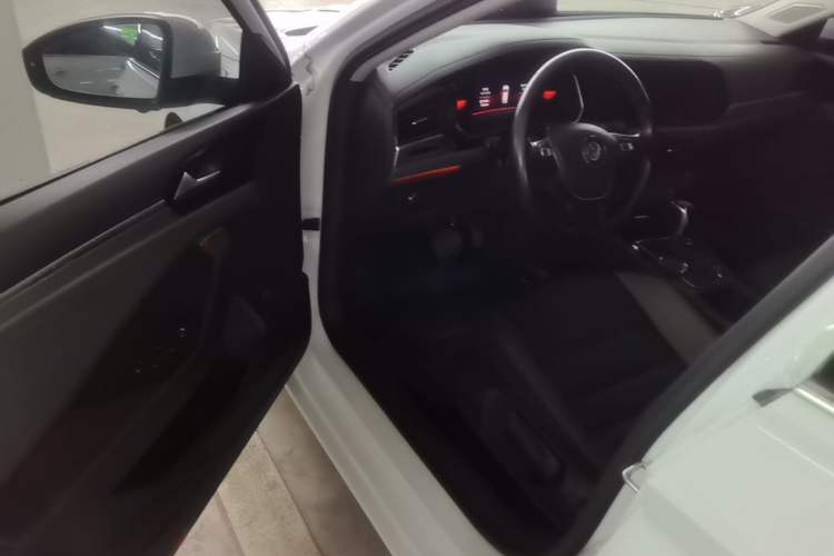 Used Volkswagen Sagitar 2021 280TSI DSG Excellence Edition Driver Seat