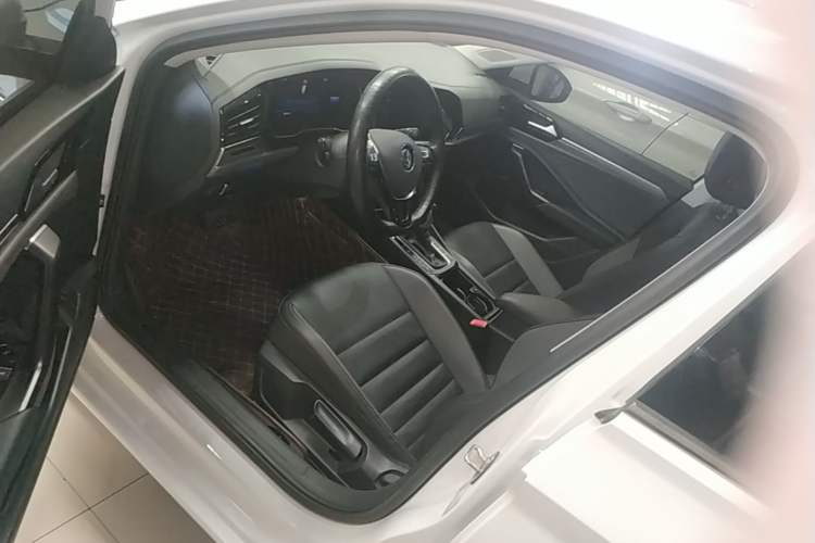 Used Volkswagen Sagitar 2021 280TSI DSG Comfort Connect Edition Driver Seat