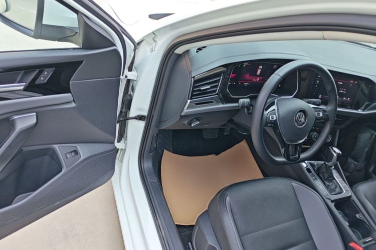 Used Volkswagen Sagitar 2021 280TSI DSG Excellence Edition Driver Seat