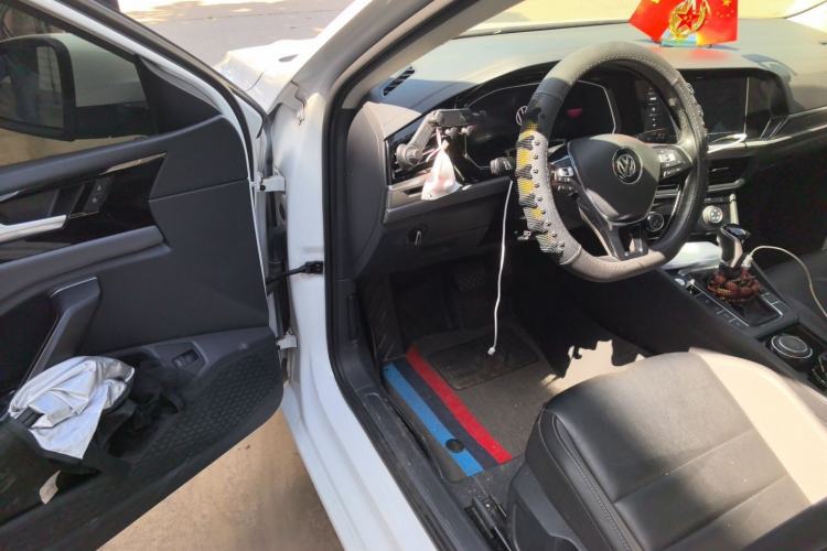 Used Volkswagen Sagitar  Driver Seat
