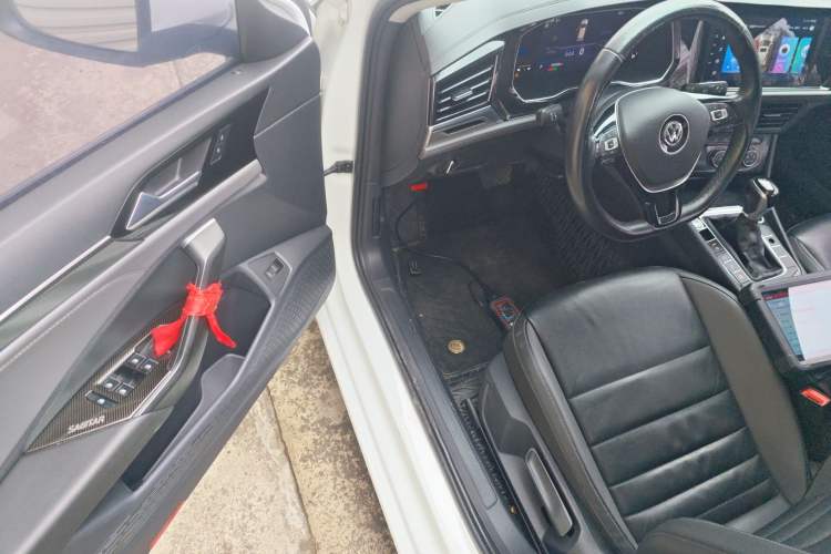 Used Volkswagen Sagitar 2021 200TSI DSG Excellence Edition Driver Seat