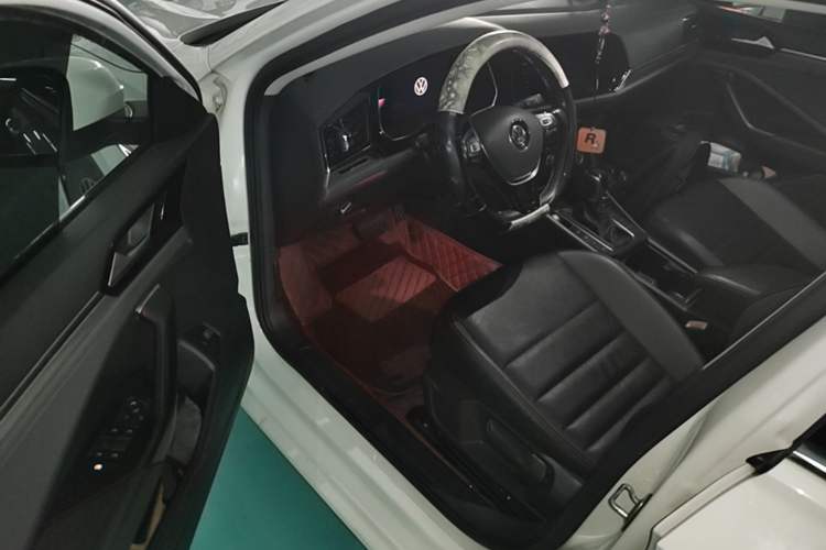 Used Volkswagen Sagitar 2021 200TSI DSG Comfort Connect Edition Driver Seat