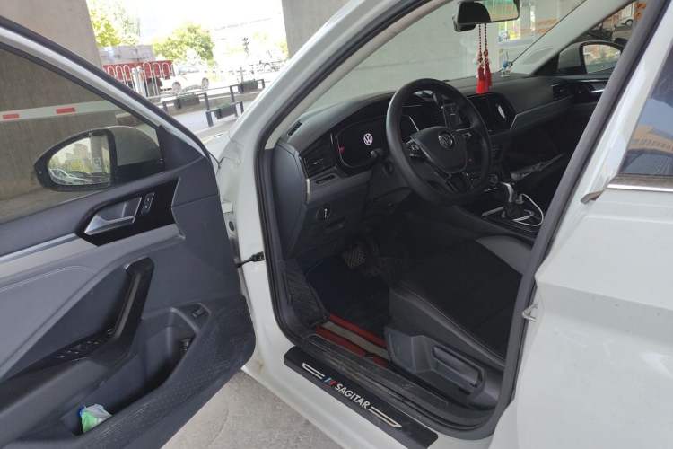 Used Volkswagen Sagitar 2021 280TSI DSG Excellence Edition Driver Seat