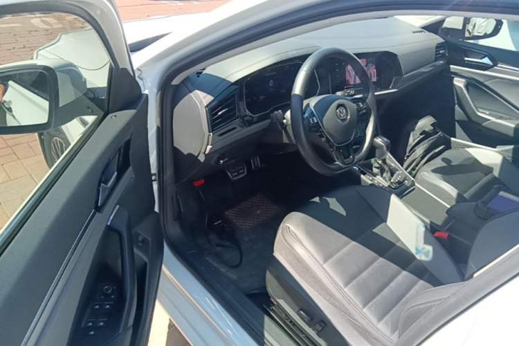 Used Volkswagen Sagitar 2021 280TSI DSG Comfort Connect Edition Driver Seat