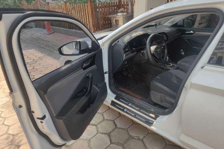Used Volkswagen Sagitar 2021 200TSI DSG Comfort Connect Edition Driver Seat