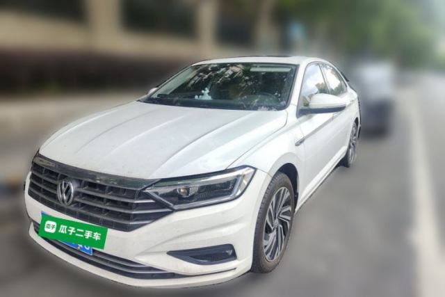 Ojetý Volkswagen Sagitar 2021 280TSI DSG Excellence Edition