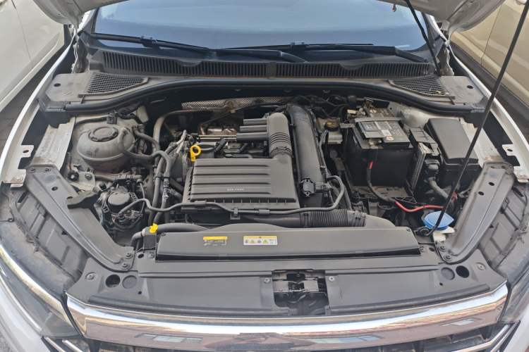 Used Volkswagen Sagitar 2021 280TSI DSG Excellence Edition Engine Bay