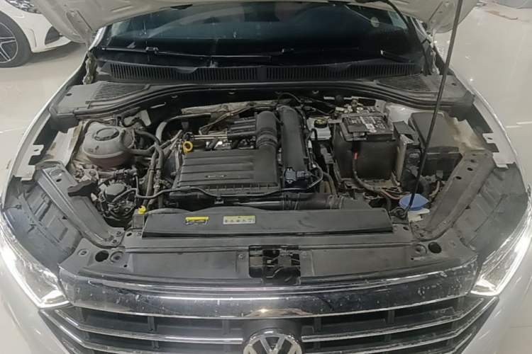 Used Volkswagen Sagitar 2021 280TSI DSG Luxury Smart Connectivity Edition Engine Bay