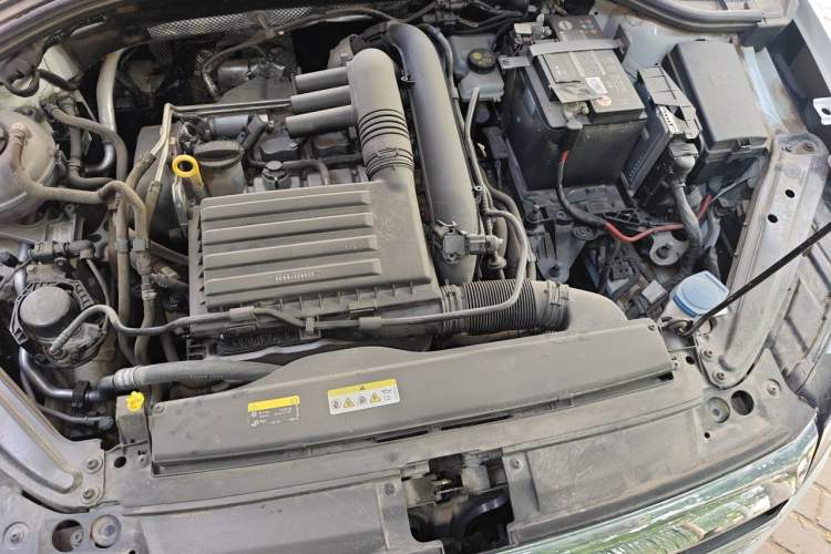 Used Volkswagen Sagitar 2021 280TSI DSG Excellence Edition Engine Bay