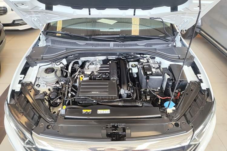 Used Volkswagen Sagitar 2021 280TSI DSG Comfort Connect Edition Engine Bay