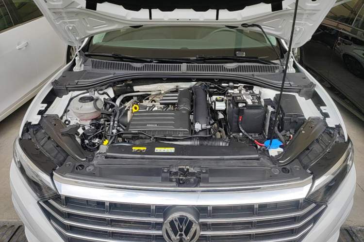 Used Volkswagen Sagitar 2021 280TSI DSG Excellence Edition Engine Bay