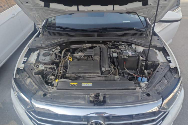 Used Volkswagen Sagitar 2021 280TSI DSG Excellence Edition Engine Bay
