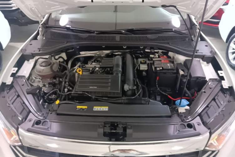 Used Volkswagen Sagitar 2021 280TSI DSG Excellence Edition Engine Bay