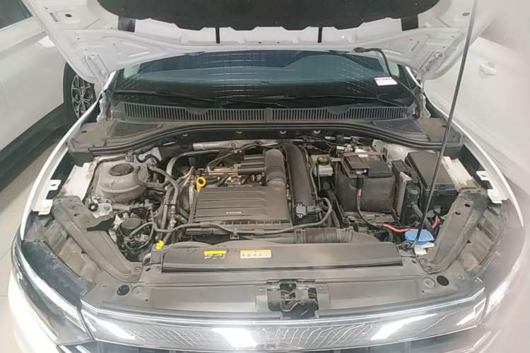 Used Volkswagen Sagitar 2021 280TSI DSG Comfort Connect Edition Engine Bay