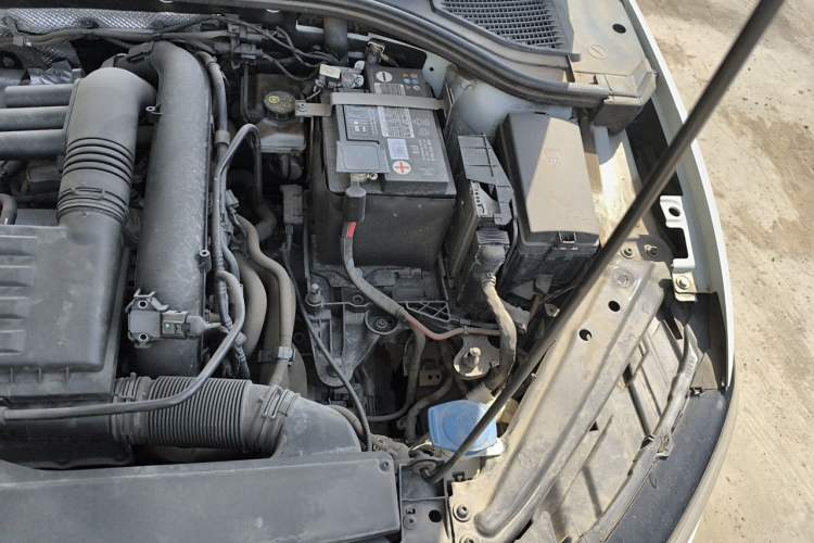 Used Volkswagen Sagitar 2021 280TSI DSG Excellence Edition Engine Bay Left